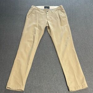 Abercrombie & Fitch Khaki 30x32 Rustin Athletic Slim Stretch